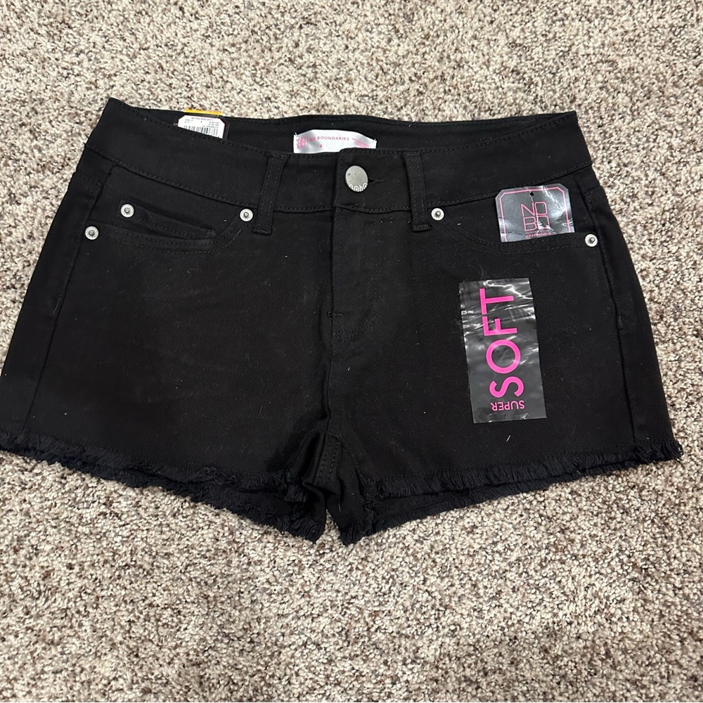 No Boundaries Black Mid Rise Shorts